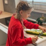 Pia an höherverstellbarer Arbeitsplatte